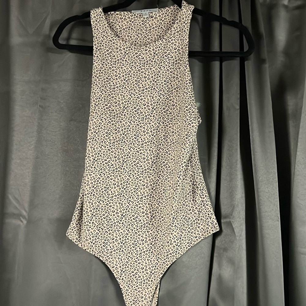 Medium leopard bodysuit